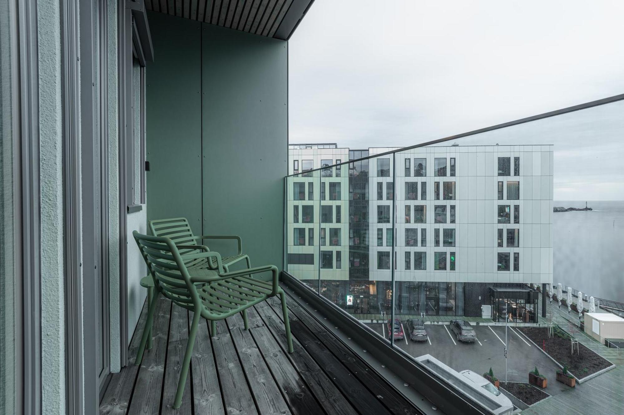 Luxury Penthouse Apt With Amazing Views Свольвер Экстерьер фото